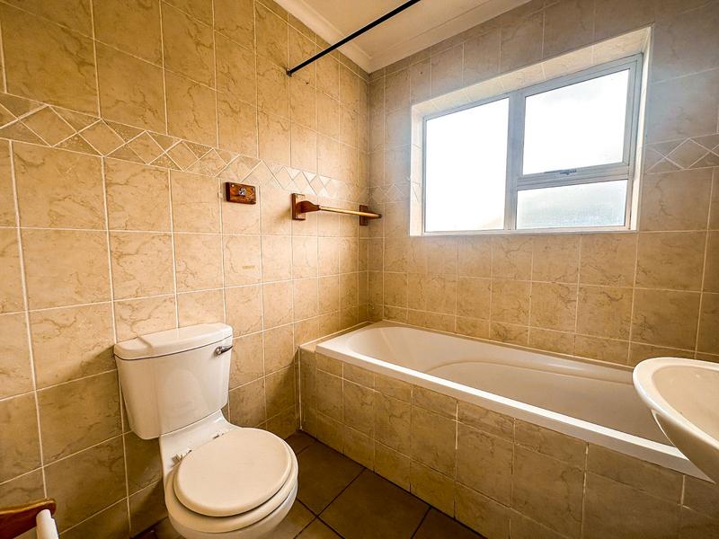 2 Bedroom Property for Sale in Protea Heights Western Cape